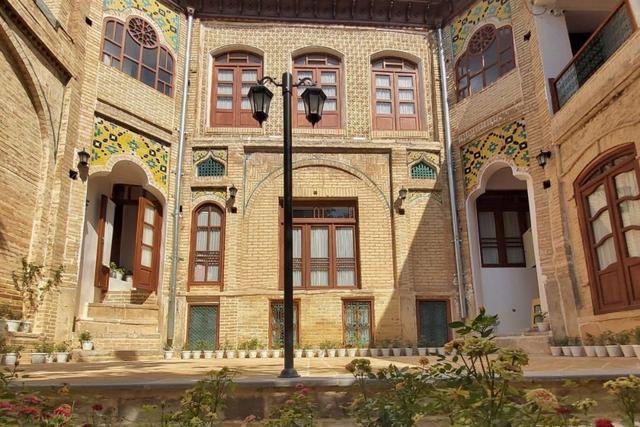 اقامتگاه سنتی عمارت بامگاه