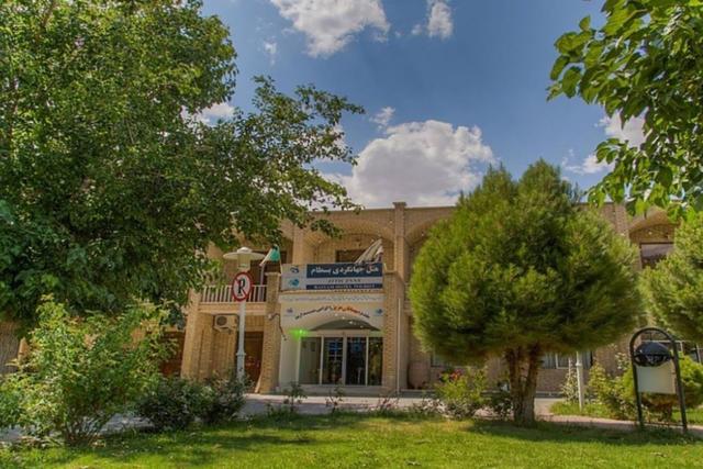 هتل جهانگردی بسطام